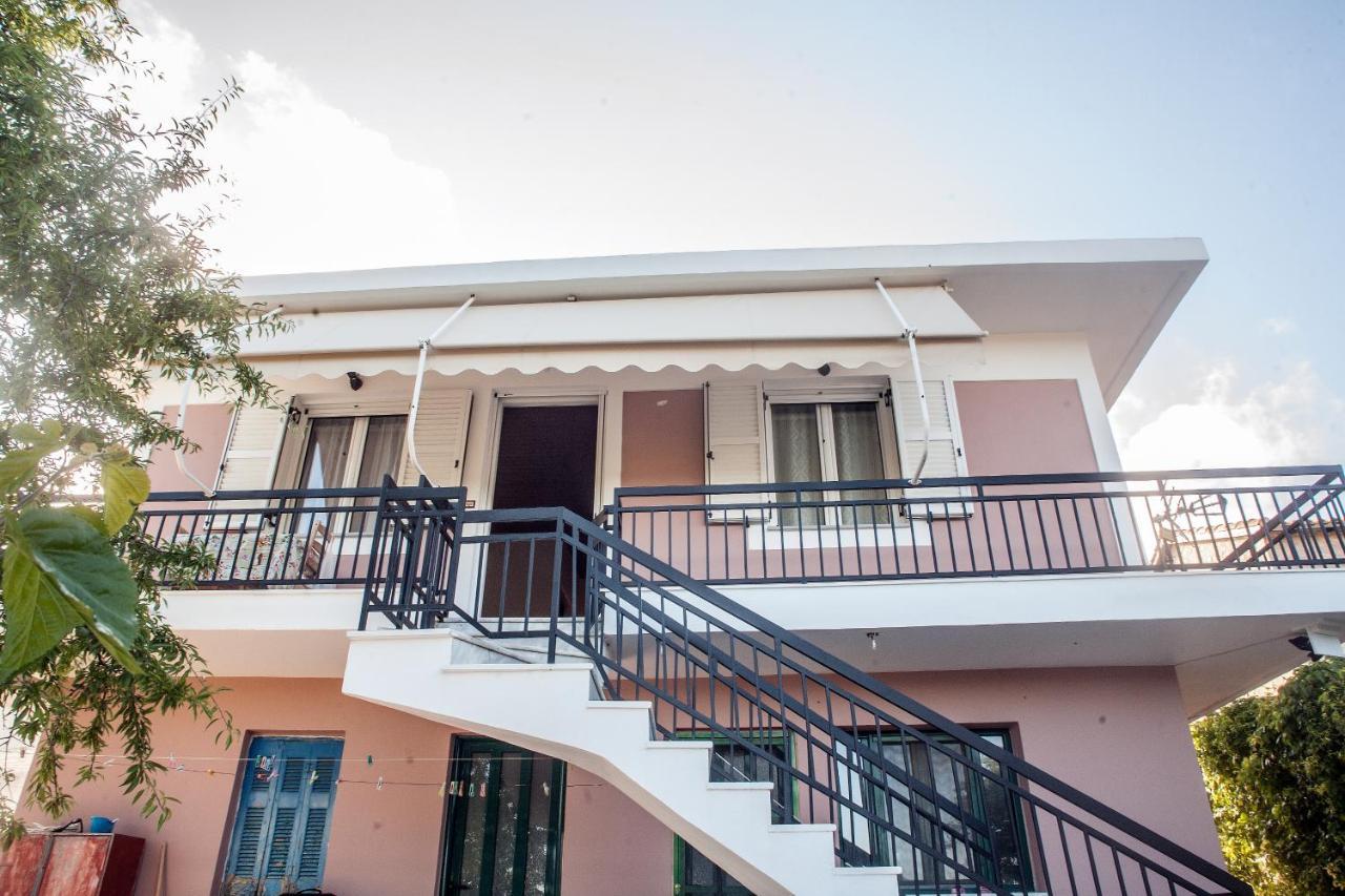 Casa Serena Asprogerakata Exteriér fotografie