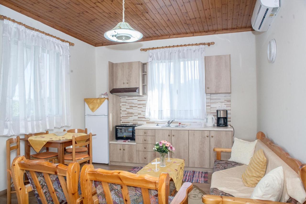 Casa Serena Asprogerakata Exteriér fotografie