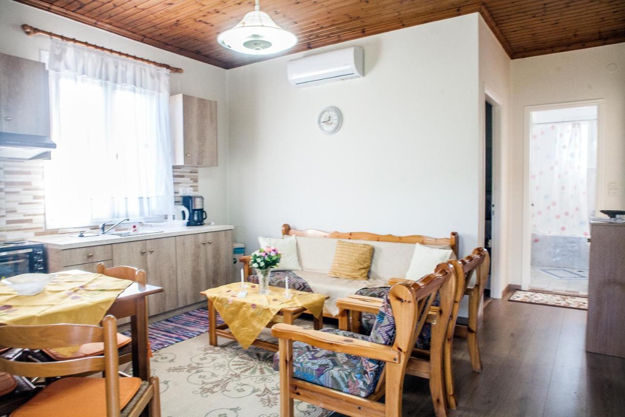 Casa Serena Asprogerakata Exteriér fotografie
