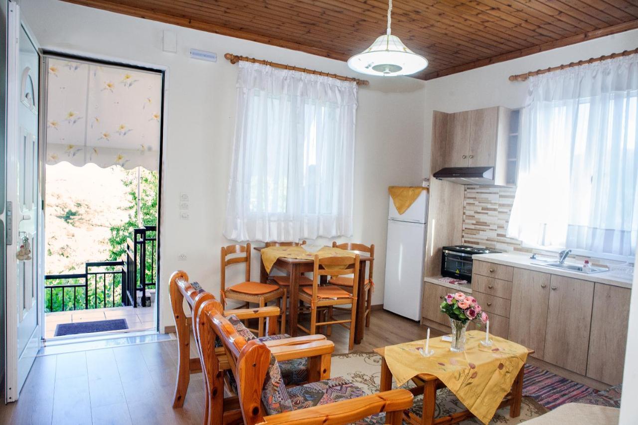 Casa Serena Asprogerakata Exteriér fotografie