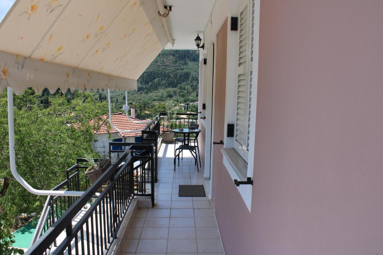 Casa Serena Asprogerakata Exteriér fotografie
